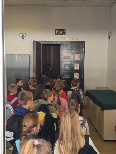 skola 4 (1).jpg